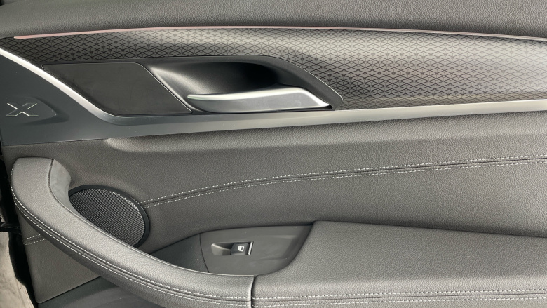 BMW X3 xDrive20i MHT M Sport 5dr Step Auto [Pro Pack] Petrol Estate